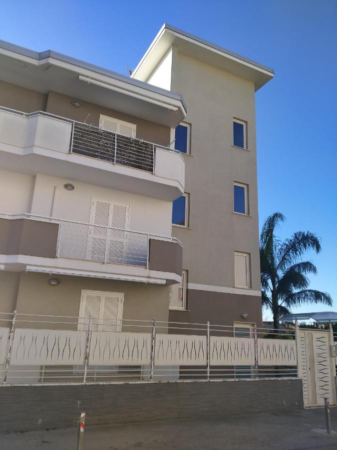 B&B White One San Prisco 外观 照片