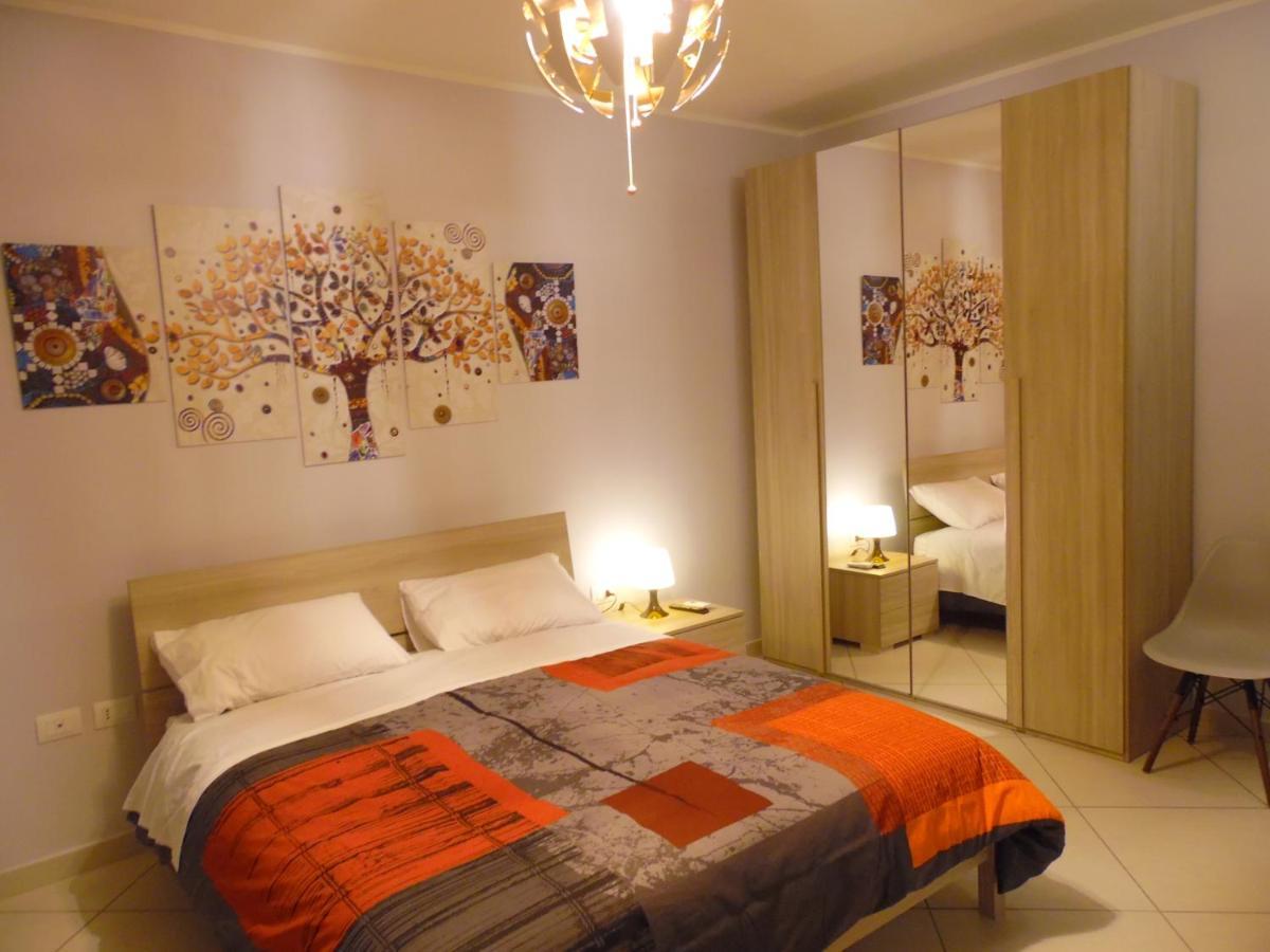 B&B White One San Prisco 外观 照片